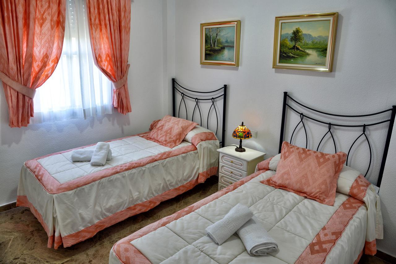 Chalet El Naranjo Sevilla Bagian luar foto